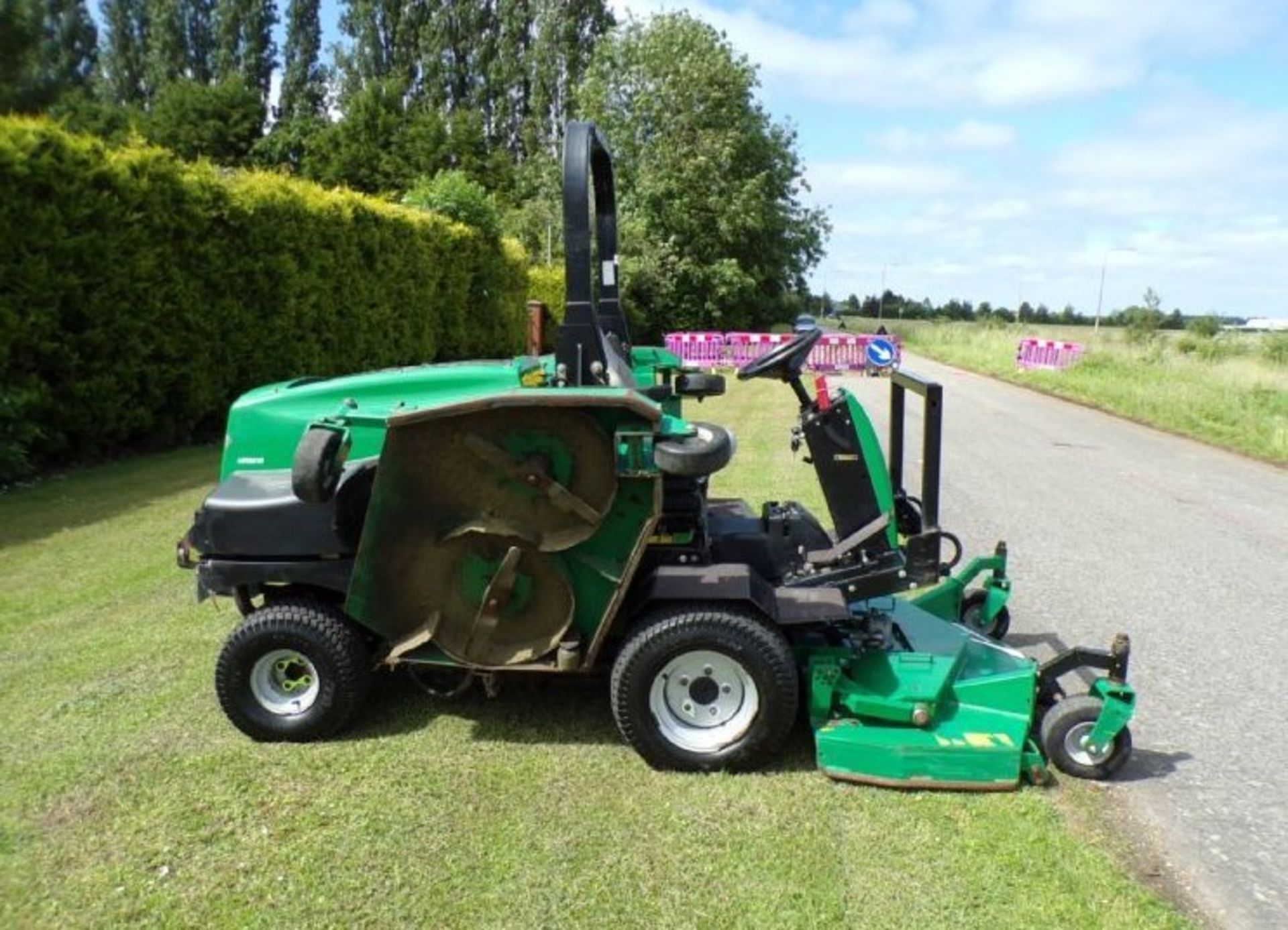 RANSOMES HR6010 RIDE ON MOWER BATWING 4 CYLINDER D - Image 3 of 5