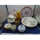 Mixed lot of china to include Wedgewood, Dorchester, Meakin