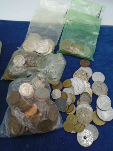 Box of mixed coins mostly British and mainly decimal - Image 3 of 3