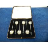 cased set of 6 silver coffee spoons
