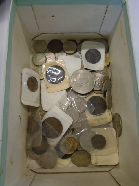 Box of mixed coins mostly British and mainly decimal - Image 2 of 3