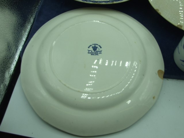 Qty Blue and White China ( some a/f ) - Image 9 of 9