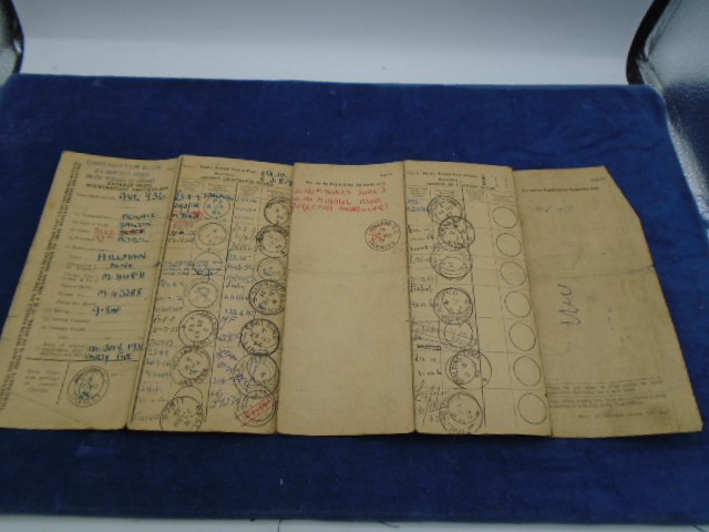Approx 25 Vintage motor vehicle registration books with various dates from 1935 to 1968 incl Ford, - Image 3 of 5