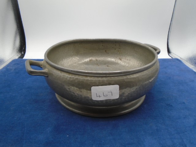 Manor Period T W & Co ltd Sheffield Pewter fruit bowl, approx 21cm diameter, marked 2285 - Image 2 of 4
