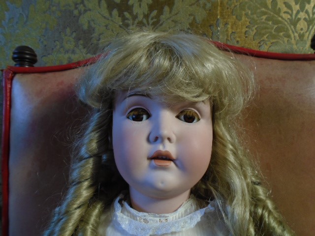 A beautiful vintage (Victorian/Edwardian) Kestner Composite doll, bisque face made in Germany 33 - Image 2 of 7