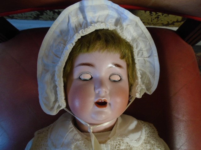 A vintage (Edwardian era) composite bisque faced doll. marked 'S and Q, 12' Germany - - Image 5 of 5