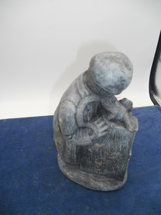 Reconstituted Stone Organ Grinder with his monkey 10 inches tall - Image 2 of 2