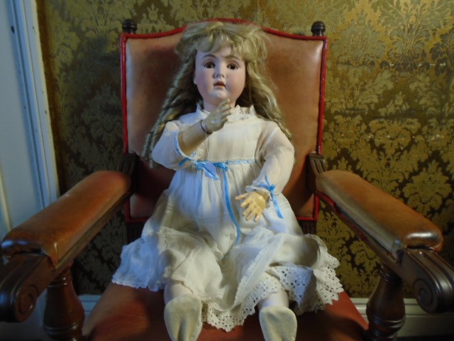 A beautiful vintage (Victorian/Edwardian) Kestner Composite doll, bisque face made in Germany 33 - Image 5 of 7