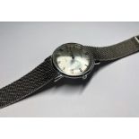 A vintage Sekonda 22 Jewels gents wristwatch with stainless steel strap, working order made in USSR