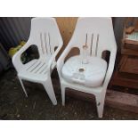 2 Garden chairs and parasol base