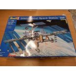 Revell 1:144 International Space Station "ISS" 04841 Model Kit