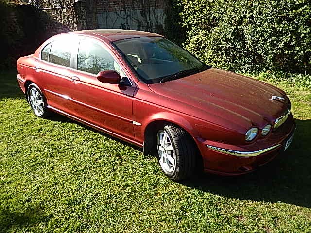 Jaguar X-type V6 SE Auto 2006 ( one owner from new from deceased estate) 70781 miles with V5 & 2