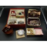 Assorted Costume Jewellery etc from house clearance