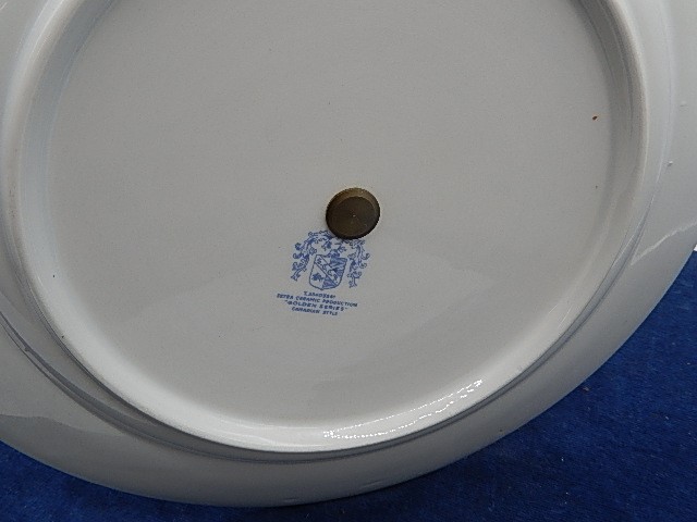Canadian Style Golden Series Cake Stand ( chip on underside of top plate ) - Image 3 of 3