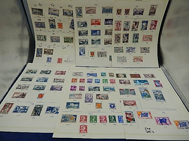 25 loose leaf pages of stamps, mostly France, some Latvia and u.s.a also 3 first day cover albums - Image 3 of 5