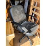 Swivel chair