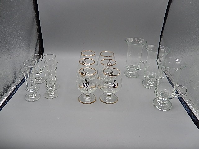 collection of glassware to include 5 x cut glass desert bowls, glass trays, sherry glasses, tankard, - Image 4 of 5