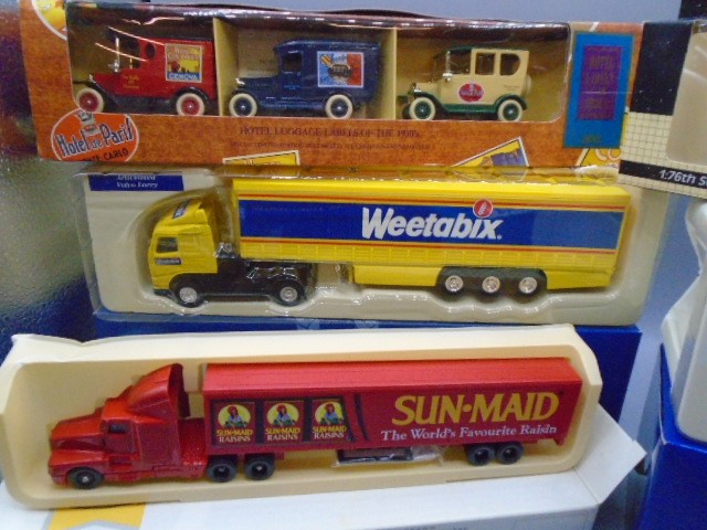 Lledo die cast models of cars and planes and Corgi Weetabix lorry models - Image 7 of 8