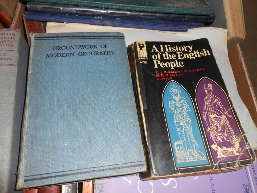 3 Boxes of Books from house clearance - Image 10 of 10