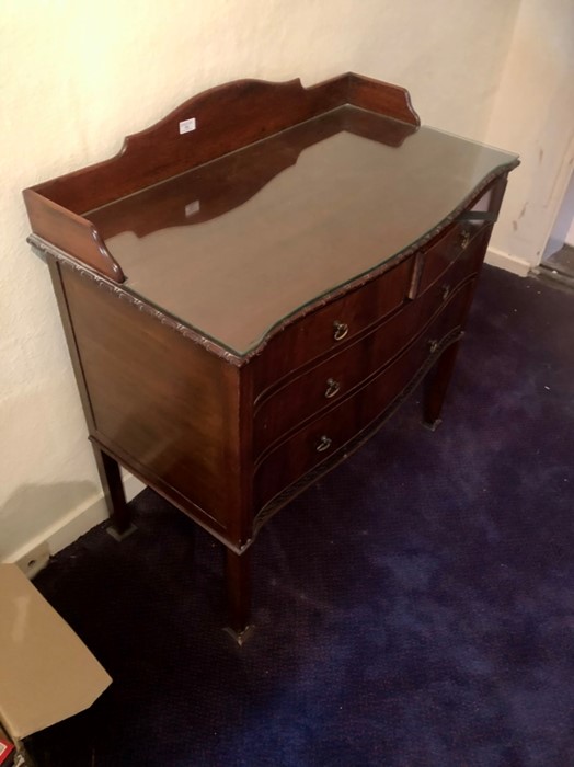 Mahogany bow front 2 short over 2 long chest of drawers, 92 x 50 x 83 cm excl plinth on back - Image 2 of 3