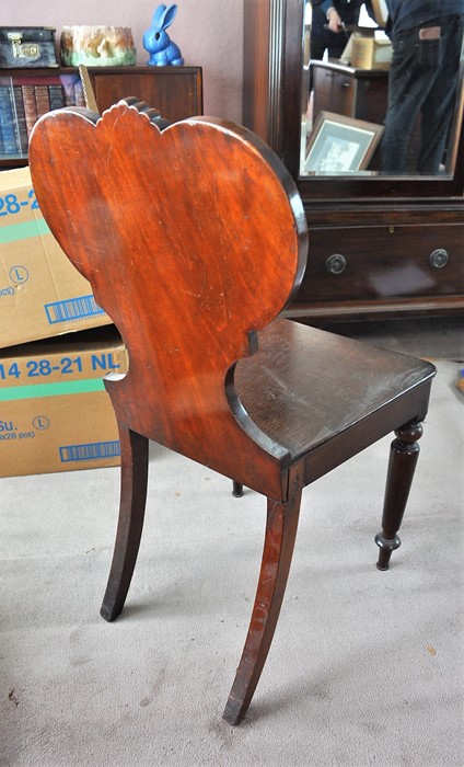 Victorian mahogany hall seat 43 x 39 cm x seat height 45cm - Image 2 of 2