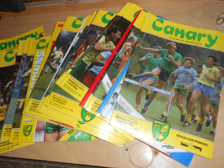 Norwich City Canary Magazine approx 1980 to 1990 ( unchecked if every issue ) - Image 16 of 18