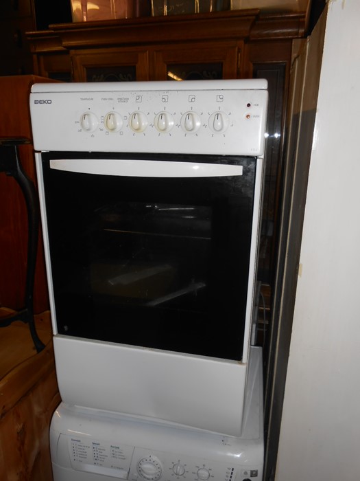 Beko Electric Cooker ( house clearance )