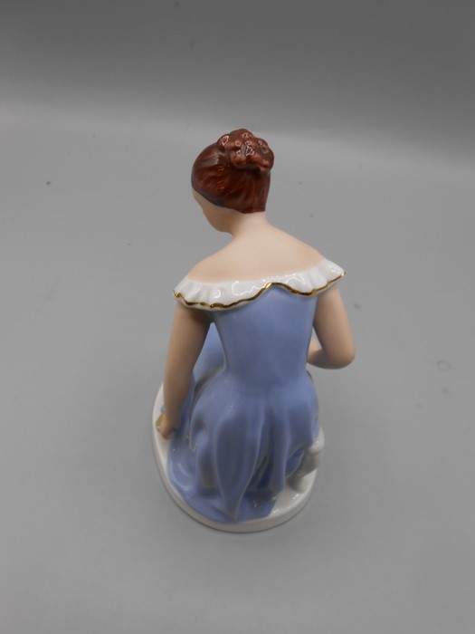 ROYAL DUX Lady Figurine With Doves 6 inches tall - Image 3 of 4