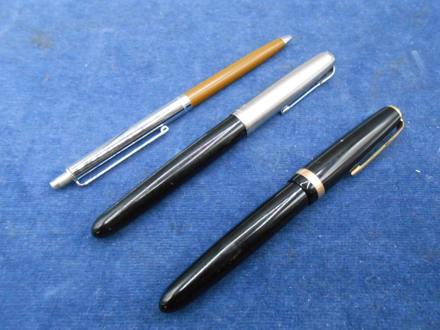 Parker fountain pens x2 and a papermate ballpoint pen - Image 3 of 4