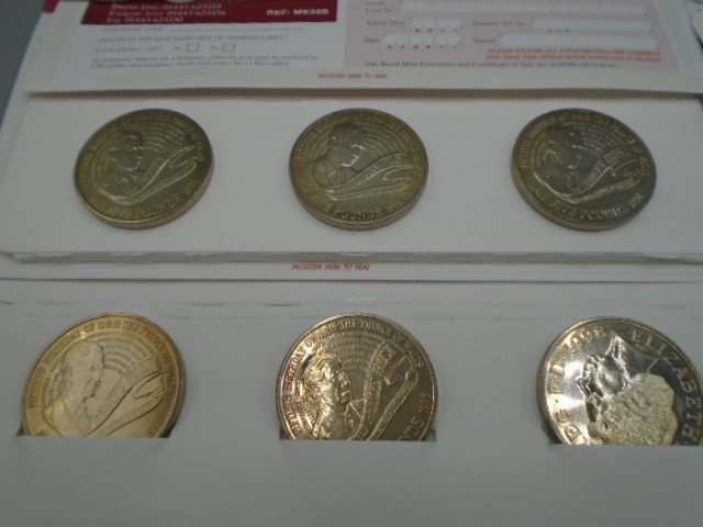 £5 mint coins 7 x 1997 gold wedding and 8 x princes trust - Image 2 of 3