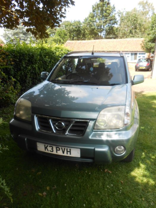 2003 Nissan X-Trial Automatic with V5 and one set of Keys from deceased estate ( viewing by - Image 2 of 13