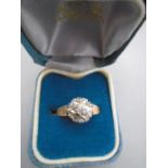 9ct gold ring with white stones