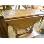 Small Oak Drop Leaf Table 27 x 23 inches open 18 inches tall 23 x 18 closed