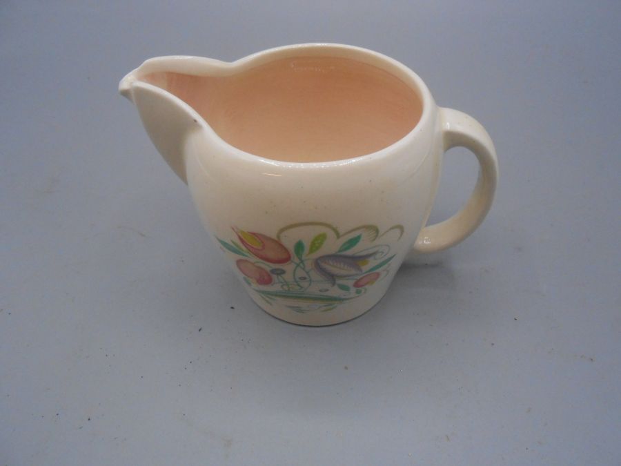 Susie Cooper Dresden 1005 Jug approx 3 1/2 inches tall no damage