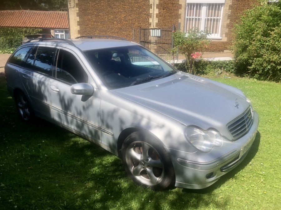 2008 Mercedes Benz C200 Estate Car Automatic with V5 Registration Document and 2 keys ( from - Image 24 of 29