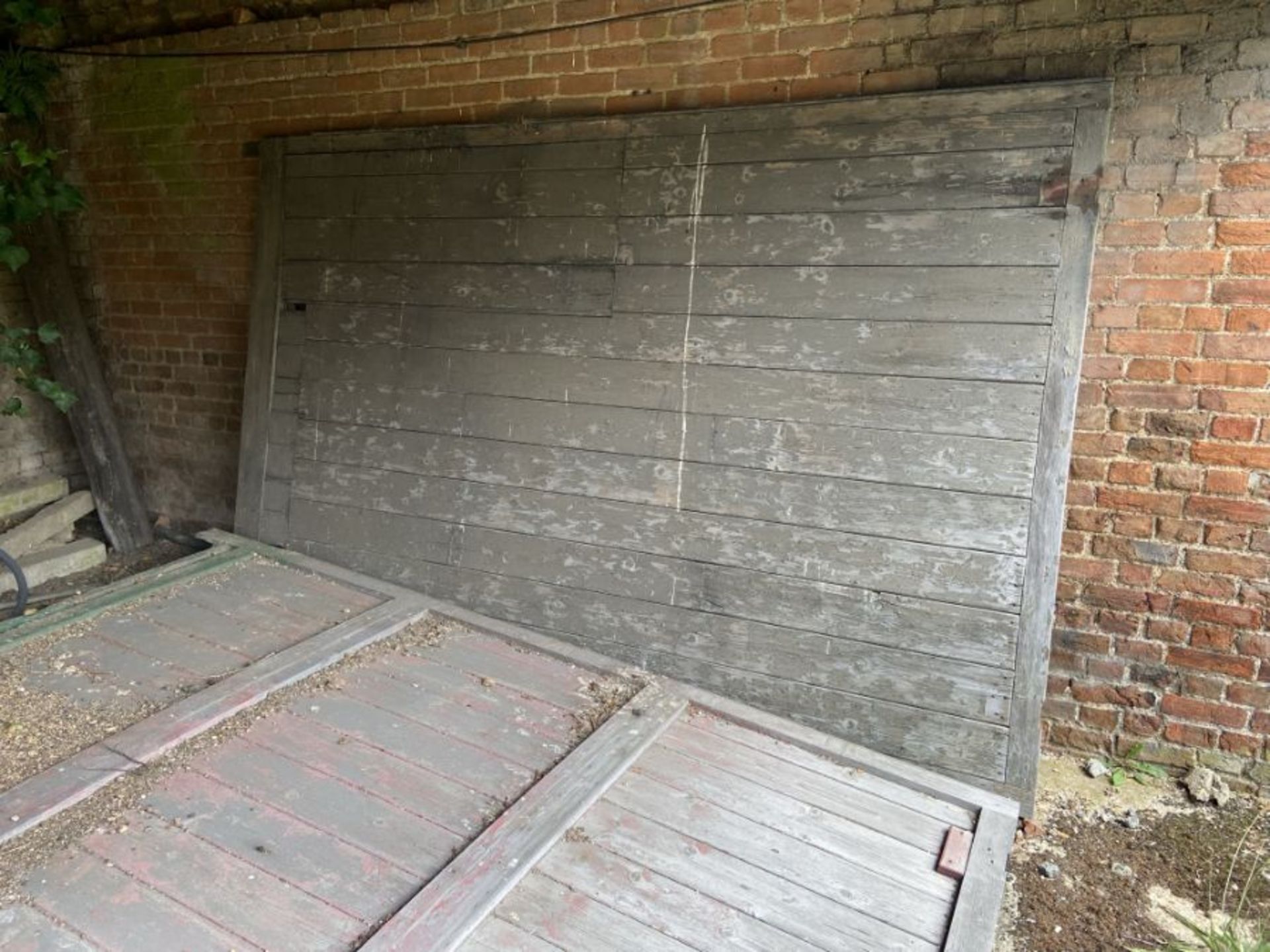 Pair of wooden barn doors with access door measuring 2 x 3m approx - Image 2 of 2