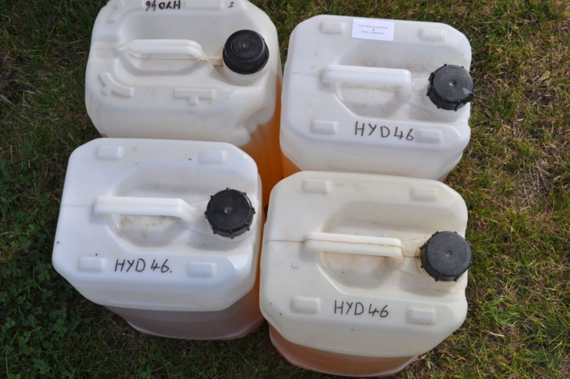 Quantity of HYD 46 Oil - Image 2 of 2