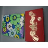 Coin and banknote albums