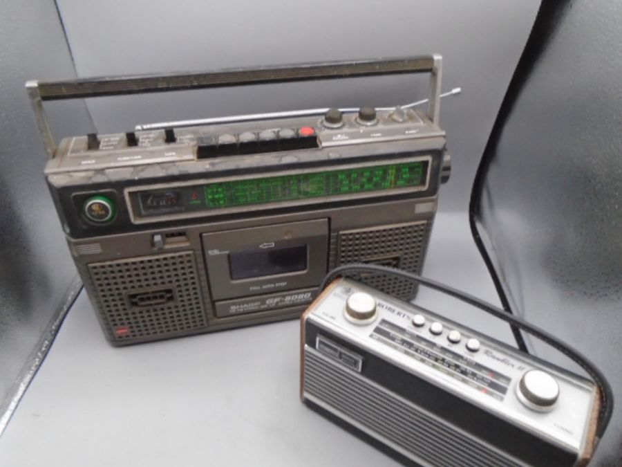 Roberts rambler 2 radio and sharpGF80/80 - Image 2 of 2