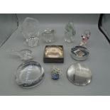 Quantity of paperweights and crystal glass animals