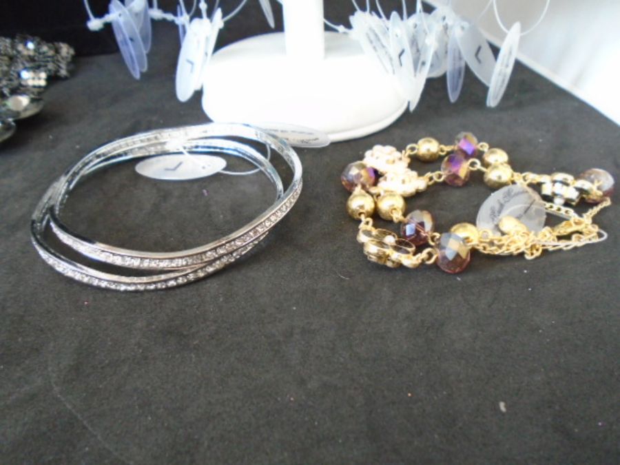 costume jewellery surplus stock from local jewellers, all new and unworn to include bracelets, - Image 6 of 6