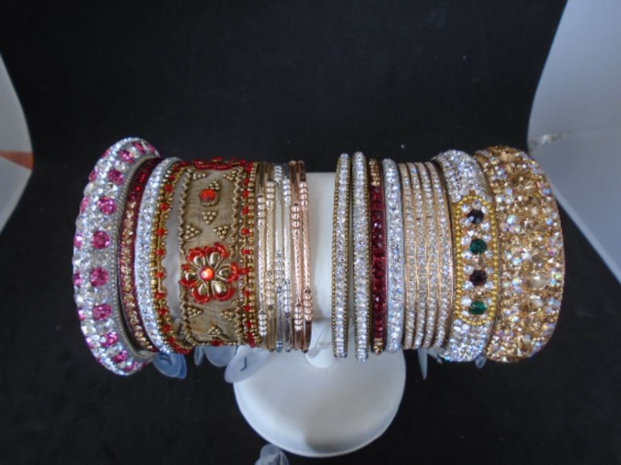 costume jewellery surplus stock from local jewellers, all new and unworn to include bracelets - Image 2 of 5