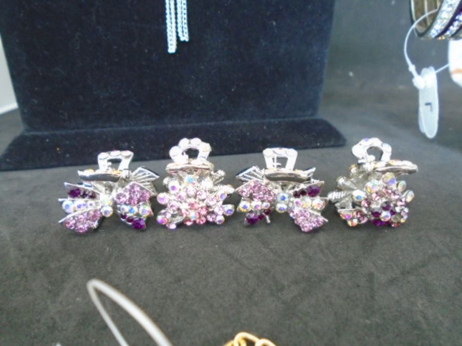 costume jewellery surplus stock from local jewellers, all new and unworn to include bracelets, - Image 4 of 8