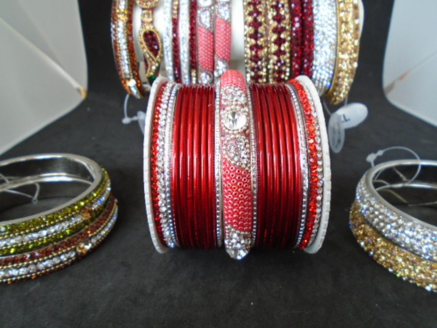 costume jewellery surplus stock from local jewellers, all new and unworn to include bracelets - Image 3 of 5