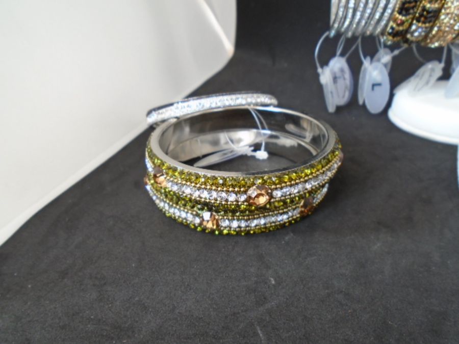 costume jewellery surplus stock from local jewellers, all new and unworn to include bracelets - Image 4 of 5