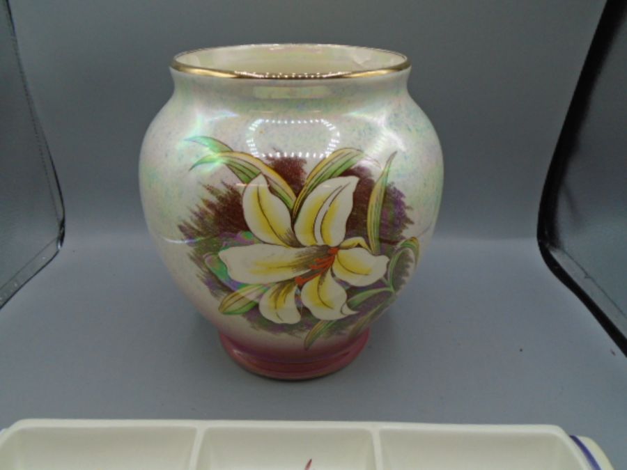 Royal Winton grimwades vase with lustre finish and Hors' devours dish - Image 2 of 5