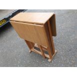 Mid century gateleg table H76cm L61cm W26cm (91cm when open)