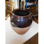 Salt glazed pot H41cm