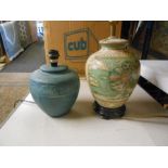 2 ceramic table lamps