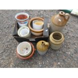 Quantity of ceramic pots and stoneware etc